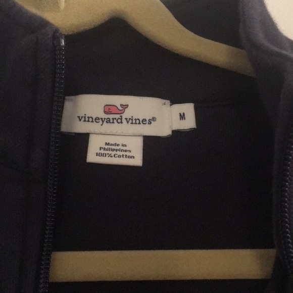 Vineyard vines navy sweater - Picture 2 of 3
